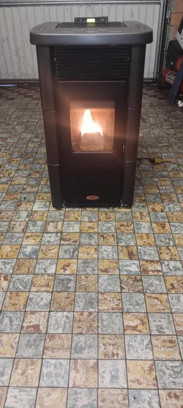 Poeles pellet, Huis en Inrichting, Kachels, Ophalen, Gebruikt, Overige brandstoffen, Pelletkachel