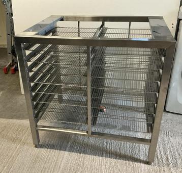 Onderstel voor Oven,s Nieuw 900 mm hoog 910 mm breed  beschikbaar voor biedingen
