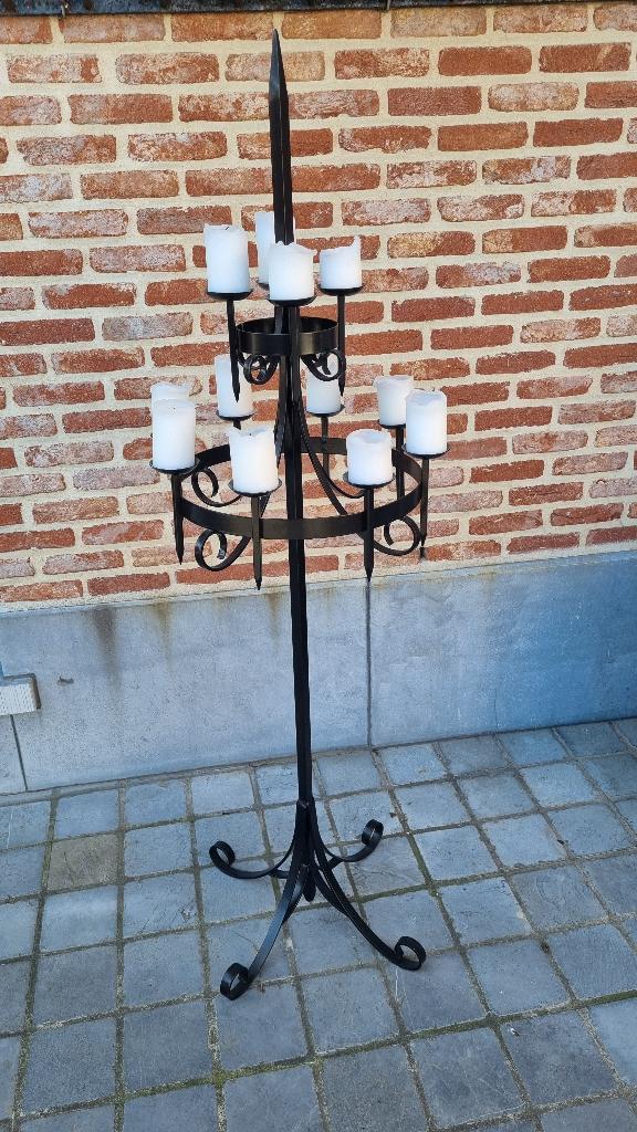 Smeedijzeren kerk vloerkandelaar, Antiek en Kunst, Antiek | Kandelaars, Ophalen