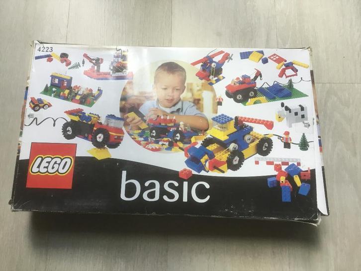 Basic Lego set met doos, Enfants & Bébés, Jouets | Duplo & Lego, Lego, Ensemble complet, Enlèvement ou Envoi
