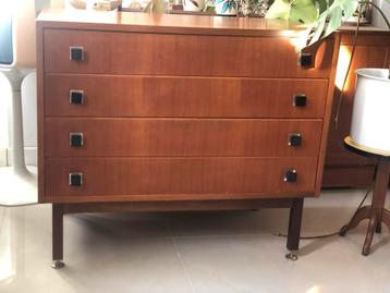 Vintage Combineurop dressoir uit de jaren 60 beschikbaar voor biedingen