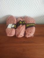 oud roze big Follies 3 bollen €2.5 voor het lot, Hobby en Vrije tijd, Breien en Haken, Ophalen of Verzenden, Zo goed als nieuw