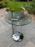 Space age bijzettafel, Ophalen