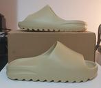 Yeezy Slide Desert Sand, Sandalen, Overige kleuren, Nieuw, Ophalen of Verzenden