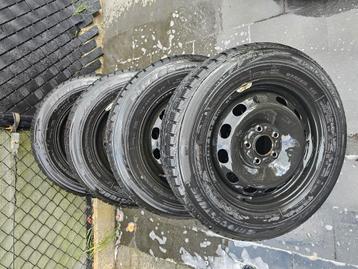 195/65R15 91t Bridgestone blizzak winter stalen velgen 5x108 beschikbaar voor biedingen