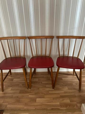Retro stoelen 10€/stuk beschikbaar voor biedingen