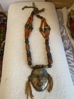 Collier de chaman africain Festac Face, Enlèvement ou Envoi