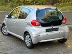 Toyota Aygo 1.0 Essence 2007 airco/cuir préte à immatriculer, Cuir, Argent ou Gris, Achat, Entreprise