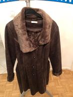 Manteau en fourrure synthétique - Taille : 42, Vêtements | Femmes, Brun, Porté