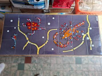 Table carreaux de faience signée ADRI beschikbaar voor biedingen