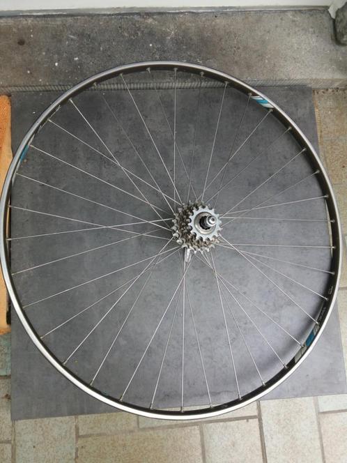Campagnolo roue 8 pignons Sigma diam 63 cm., Vélos & Vélomoteurs, Vélos Pièces, Comme neuf, Vélo de course, Enlèvement