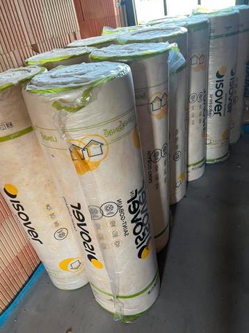 Isover 6 en 8 cm van elk 4 stuks  25€/rol beschikbaar voor biedingen