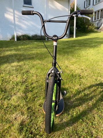 Sbyke skateboard-scooter beschikbaar voor biedingen