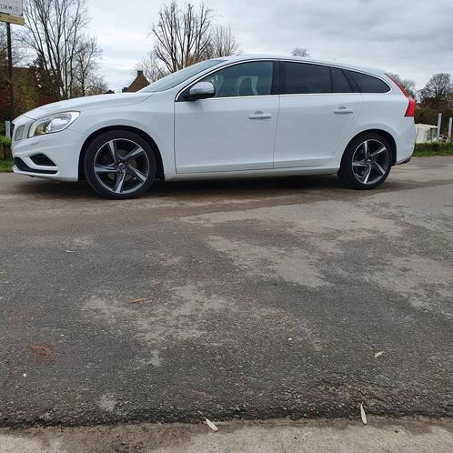 Volvo V60 D4 R-DESIGN MAN, Auto's, Volvo, Particulier, V60, ABS, Achteruitrijcamera, Adaptieve lichten, Airconditioning, Bluetooth