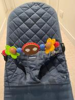 BabyBjorn relax in blauw met bijhorende speeltje, Enfants & Bébés, Utilisé, Enlèvement ou Envoi