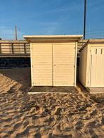 Strandcabine te koop met wat werk aan voor handige harry