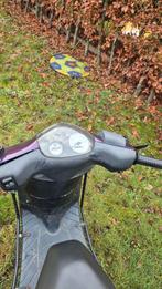 Piaggo zip iget a klasse, Fietsen en Brommers, Ophalen, Zo goed als nieuw