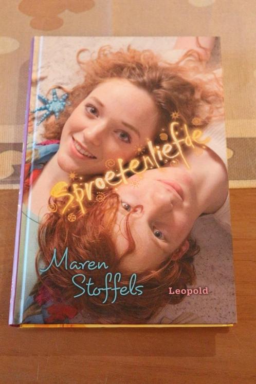Sproetenliefde - Maren Stoffels, Boeken, Kinderboeken | Jeugd | 10 tot 12 jaar, Nieuw, Fictie, Ophalen of Verzenden