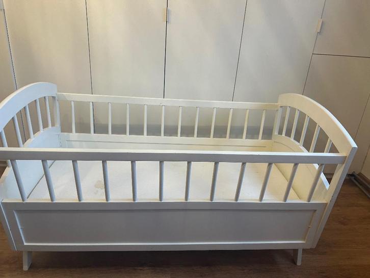Babybedje wit, Kinderen en Baby's, Babywiegjes en Ledikanten, Gebruikt, Ledikant, Ophalen