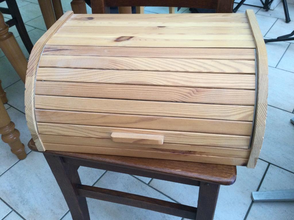 BOITE A PAIN"IKEA"BOIS+GRATUITS:RECIPIENTS-COQUILLES, Antiquités & Art, Antiquités | Autres Antiquités, Enlèvement ou Envoi