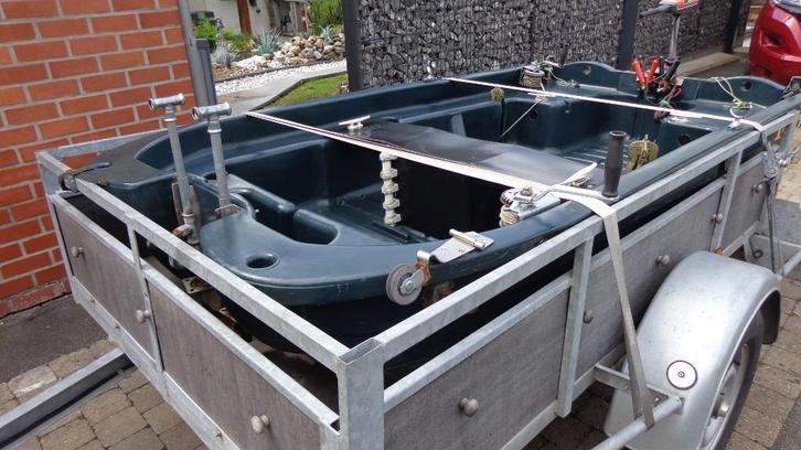 FUN YAK vissersboot, Watersport en Boten, Vis- en Consoleboten, Zo goed als nieuw, Minder dan 3 meter, Elektrisch, Buitenboordmotor