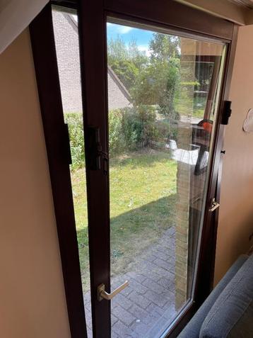 Kipram- Dubbelen glas- hout- 110 x 209 cm beschikbaar voor biedingen