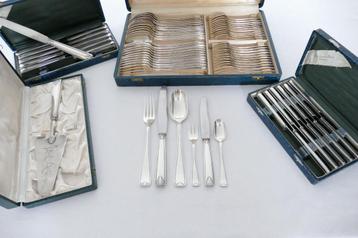 Verzilverd Art Deco bestek in cassettes - 73-delig - c. 1935 beschikbaar voor biedingen