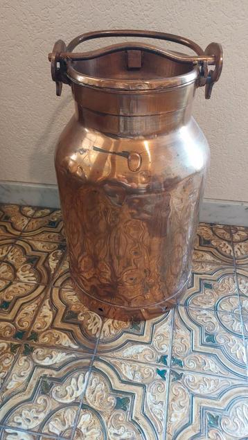 Pot à lait en cuivre, Enlèvement ou Envoi