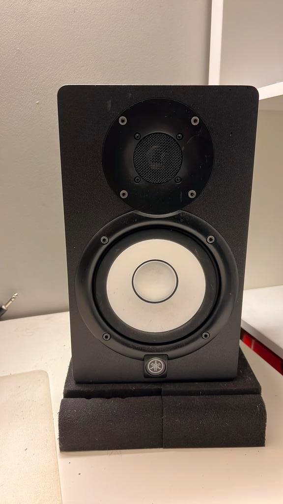 Yamaha HS5 Studiomonitoren – Topstaat – Incl. kabels & pads, Audio, Tv en Foto, Luidsprekerboxen, Zo goed als nieuw, Ophalen