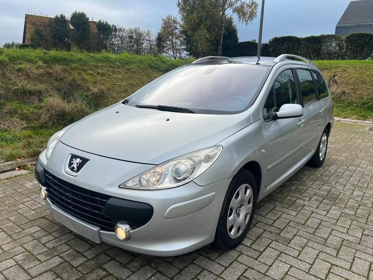 Peugeot 307/1.6Benzine/2006/108.000km/Carnet/Airco/Euro4/7Pl, Auto's, Peugeot, Bedrijf, ABS, Airbags, Airconditioning, Alarm, Boordcomputer