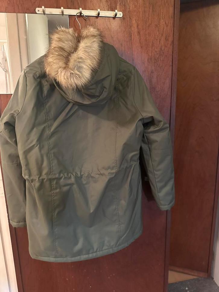 Nieuwe, ongebruikte winterjas, maat L, Kleding | Heren, Jassen | Winter, Nieuw, Maat 52/54 (L), Overige kleuren, Ophalen