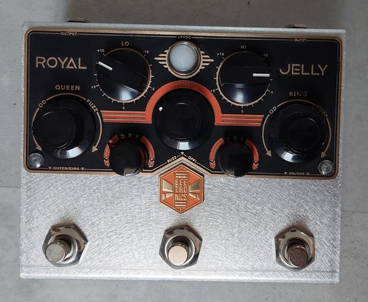 Beetronics Royal Jelly Black Overdrive / Fuzz blender effect, Muziek en Instrumenten, Effecten, Zo goed als nieuw, Distortion, Overdrive of Fuzz