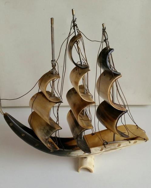 Zeilschip van hoorn handgemaakt, Verzamelen, Scheepvaart, Gebruikt, Schaalmodel, Zeilboot, Ophalen