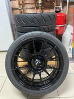 Nieuwe Abarth 595 velgen + semi slick banden., Auto-onderdelen, Ophalen, Gebruikt, Banden en Velgen, 17 inch