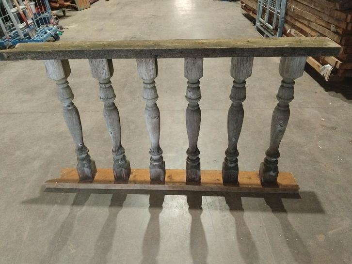 Ballustrade Hout Baluster hekjes Romeinse paaltjes, Antiek en Kunst, Antiek | Verlichting, Ophalen