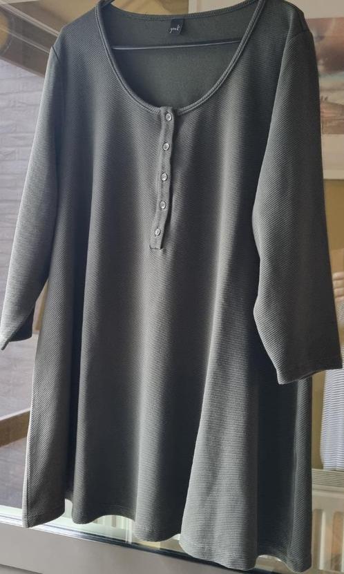 Yoek - Tuniek - Groen - Maat 50/52, Kleding | Dames, Grote Maten, Zo goed als nieuw, Blouse of Tuniek, Groen, Ophalen of Verzenden
