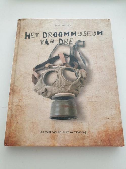 Wouter Sinaeve - Het droommuseum van Dre, Boeken, Oorlog en Militair, Zo goed als nieuw, Ophalen of Verzenden