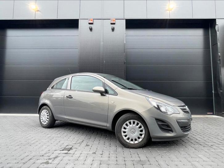 Opel Corsa Essence première propriétaire Carnet complet…, Auto's, Opel, Bedrijf, Te koop, Corsa, Benzine, Coupé, 3 deurs, Handgeschakeld