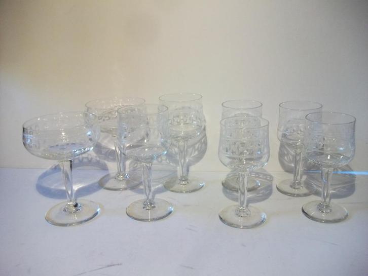 Verres sur pied - base taillé Champagne Porto liqueur, Collections, Verres & Petits Verres, Utilisé, Autres types, Enlèvement ou Envoi