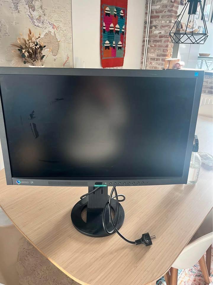 23 inch Computer Monitor, Computers en Software, Overige Computers en Software, Gebruikt, Ophalen