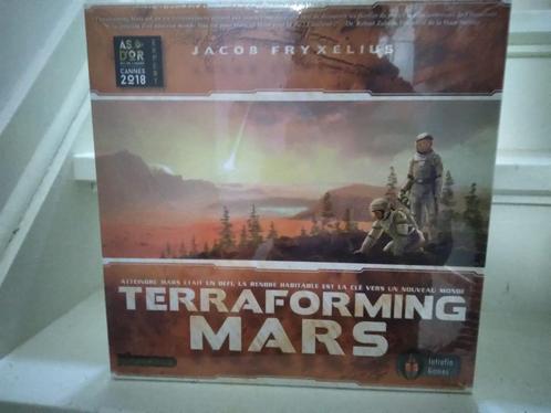 terraforming mars, Hobby en Vrije tijd, Gezelschapsspellen | Bordspellen, Nieuw, Ophalen of Verzenden