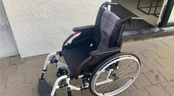 rolstoel invacare Action4 NG, Diversen, Rolstoelen, Ophalen