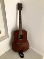 Lag Tramontane T98D, Muziek en Instrumenten, Ophalen, Zo goed als nieuw, Overige typen, Met koffer