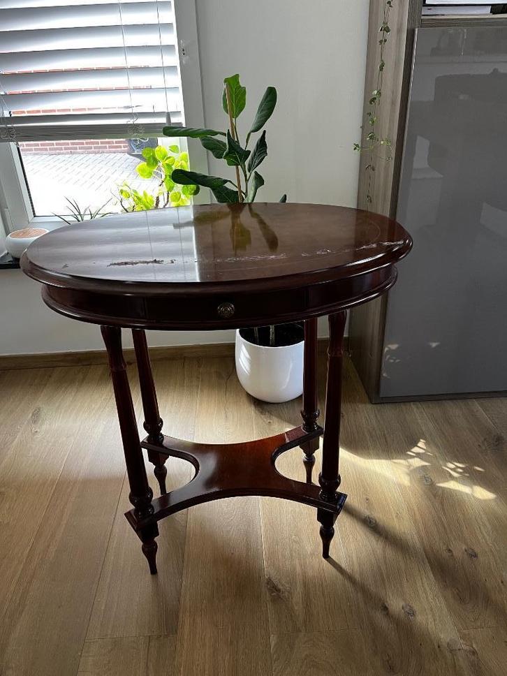 Antieke bijzettafel / halftafel, Antiek en Kunst, Antiek | Meubels | Tafels, Ophalen