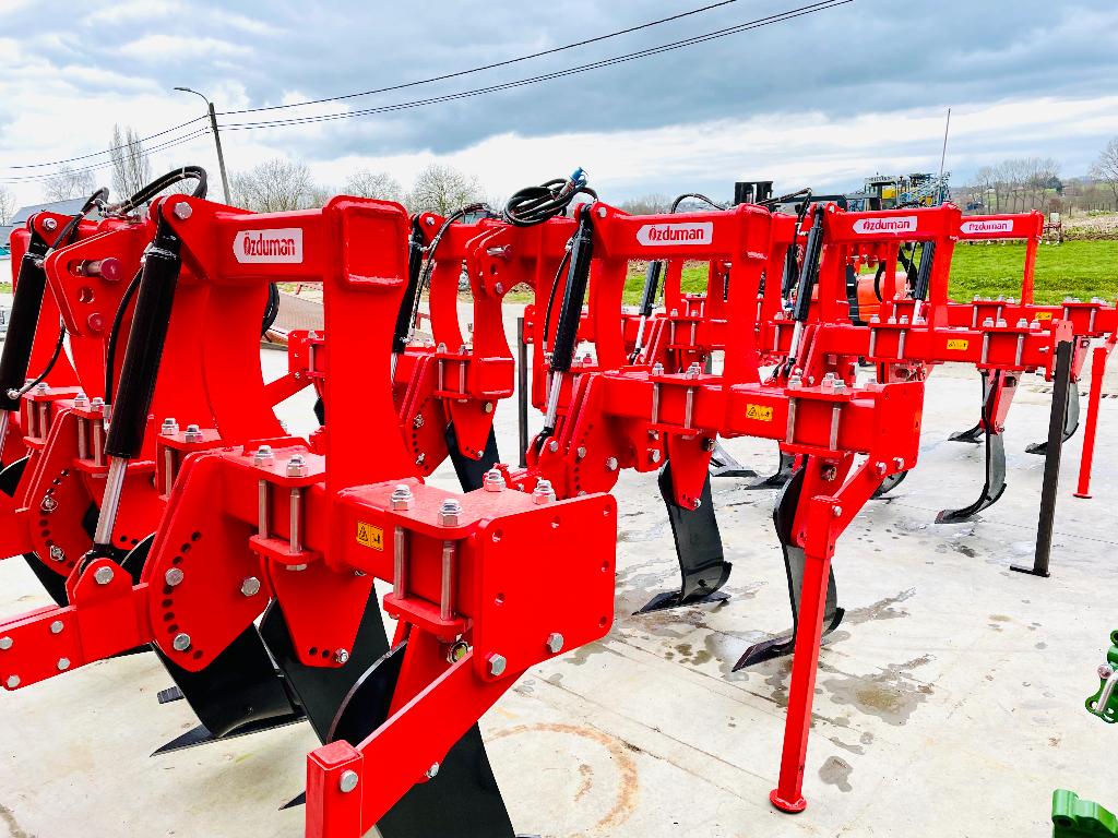 DIEPWOELER / 6 TANDS/ EROSIEPLOEG/ OZDUMAN, Doe-het-zelf en Bouw, Werkbanken, Ophalen of Verzenden