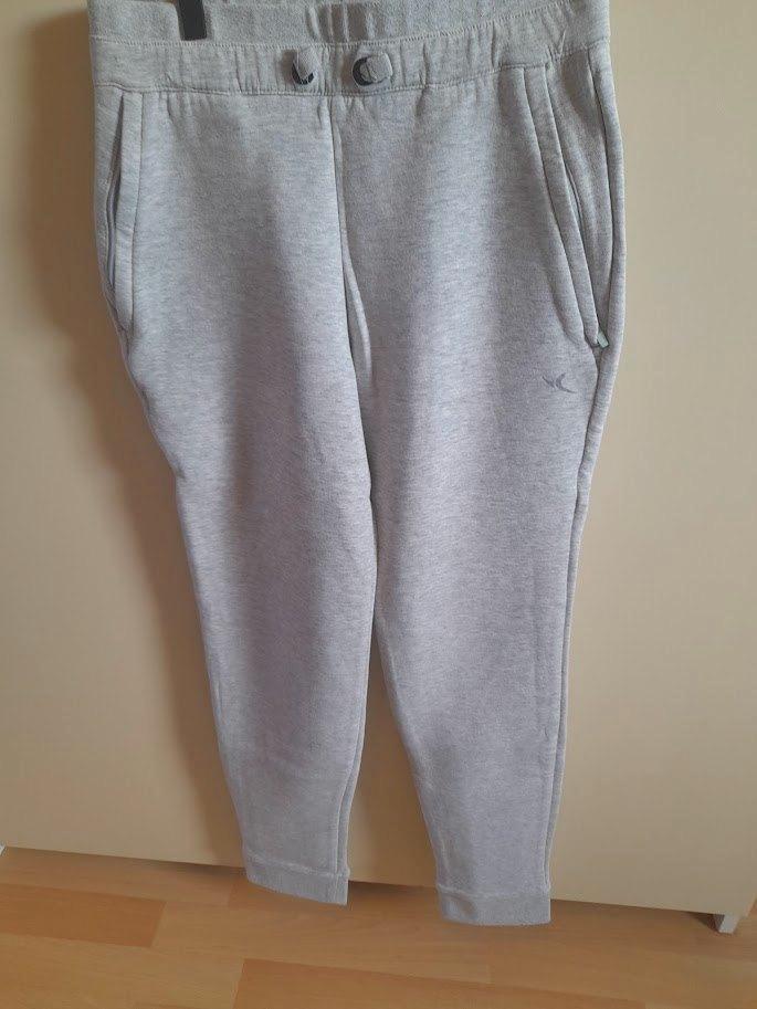 Pantalon de survêtement taille 12-13 ans, Enfants & Bébés, Vêtements enfant | Taille 152, Neuf, Garçon ou Fille, Vêtements de sport ou Maillots de bain