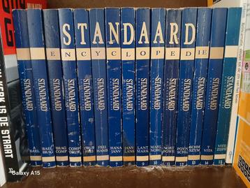Mini-encyclopédie standard complète de 15 livres au format P, Enlèvement ou Envoi, Comme neuf