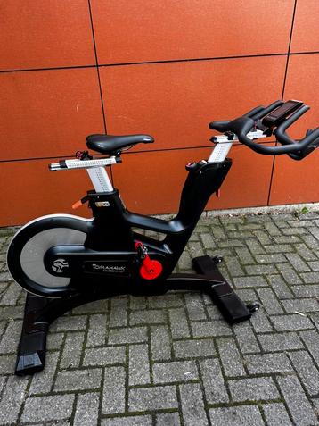 Tomahawk i7 Spinningbike met Scherm beschikbaar voor biedingen