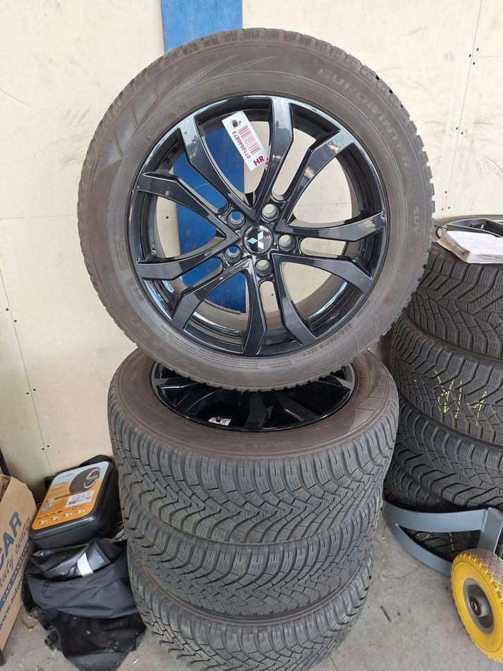 Mitsubishi Outlander Winterset 18 Inch, Auto-onderdelen, Banden en Velgen, Banden en Velgen, Winterbanden, 18 inch, 225 mm, Personenwagen
