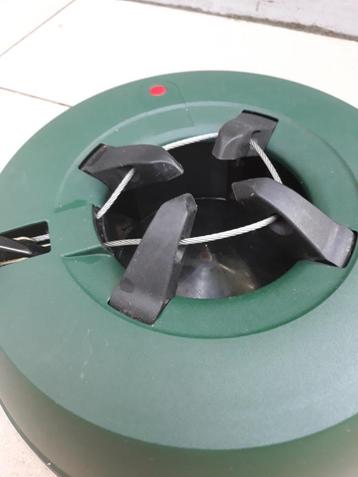 Kerstboomvoet-staander Aqua Fix voetpedaal m/ waterreservoir beschikbaar voor biedingen